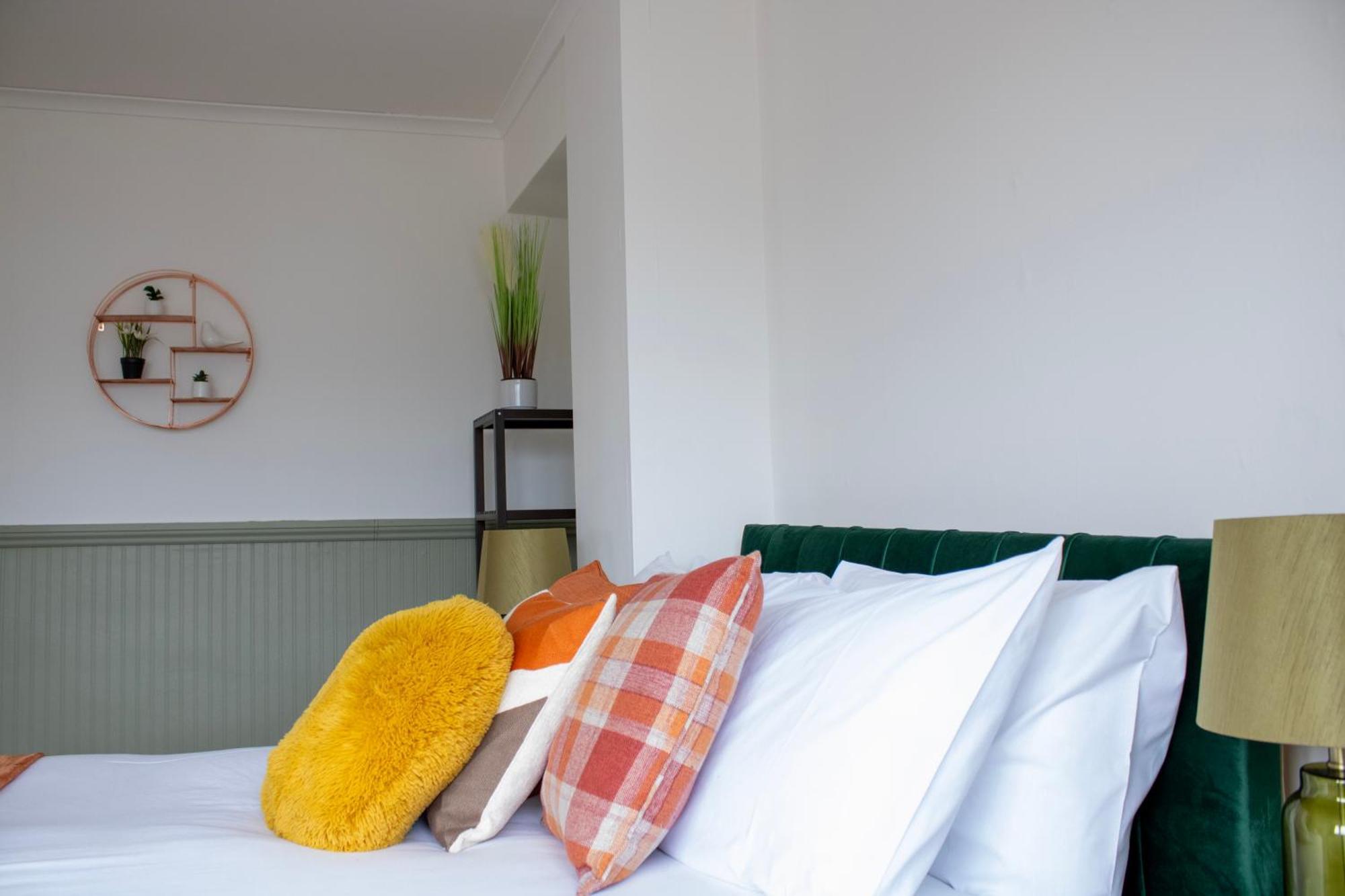 Harvard House, Stylish 3 Bedroom House In Solihull 5 Mins To The Nec, Bhx ,Jlr With Free Parking Birmingham Esterno foto