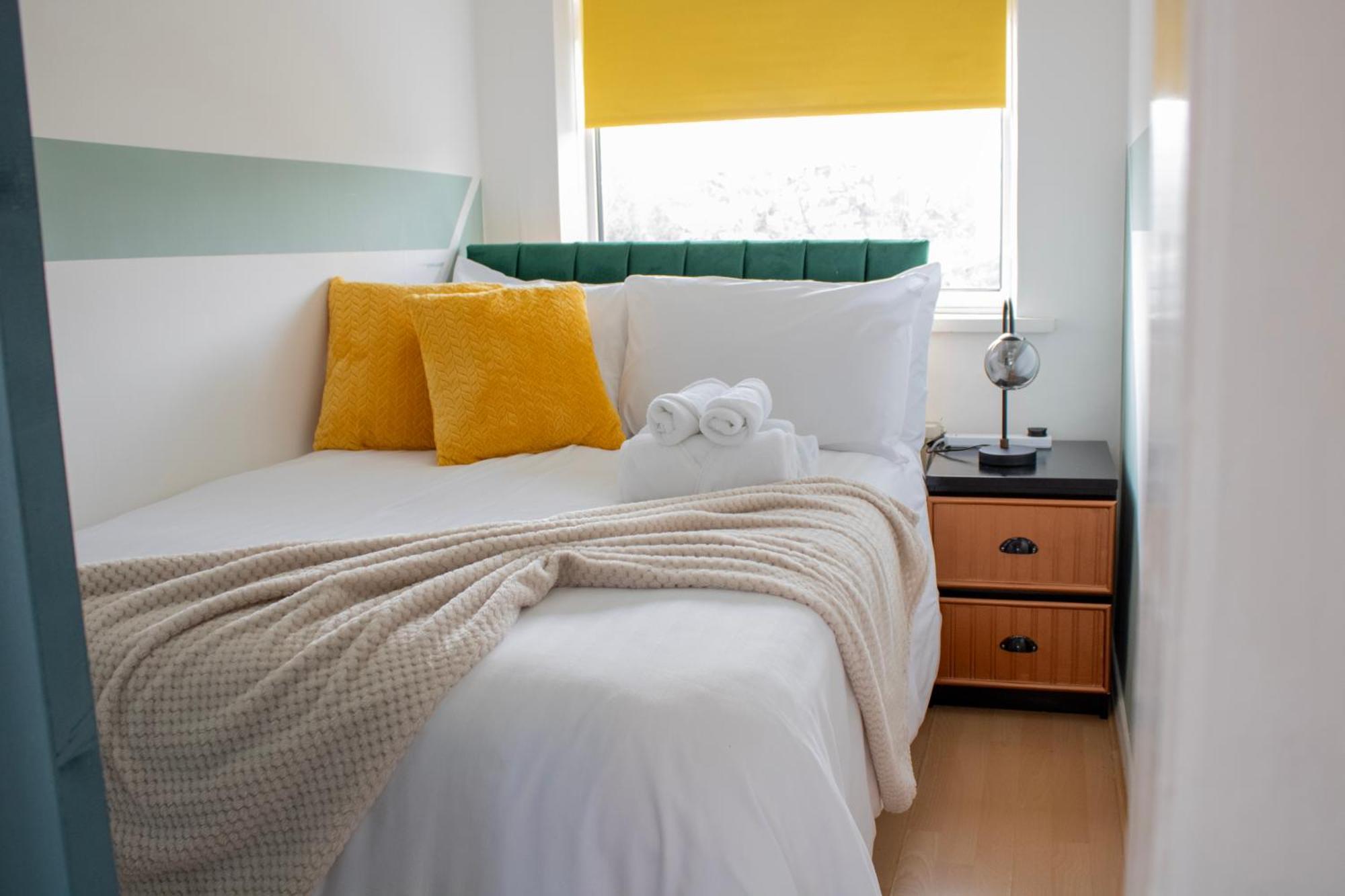 Harvard House, Stylish 3 Bedroom House In Solihull 5 Mins To The Nec, Bhx ,Jlr With Free Parking Birmingham Esterno foto