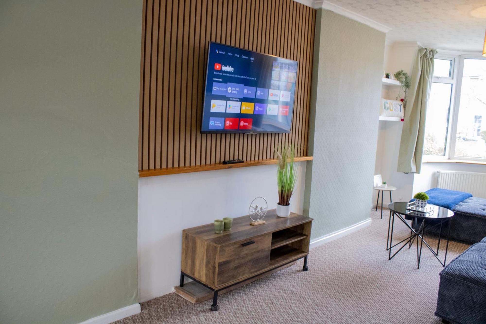 Harvard House, Stylish 3 Bedroom House In Solihull 5 Mins To The Nec, Bhx ,Jlr With Free Parking Birmingham Esterno foto