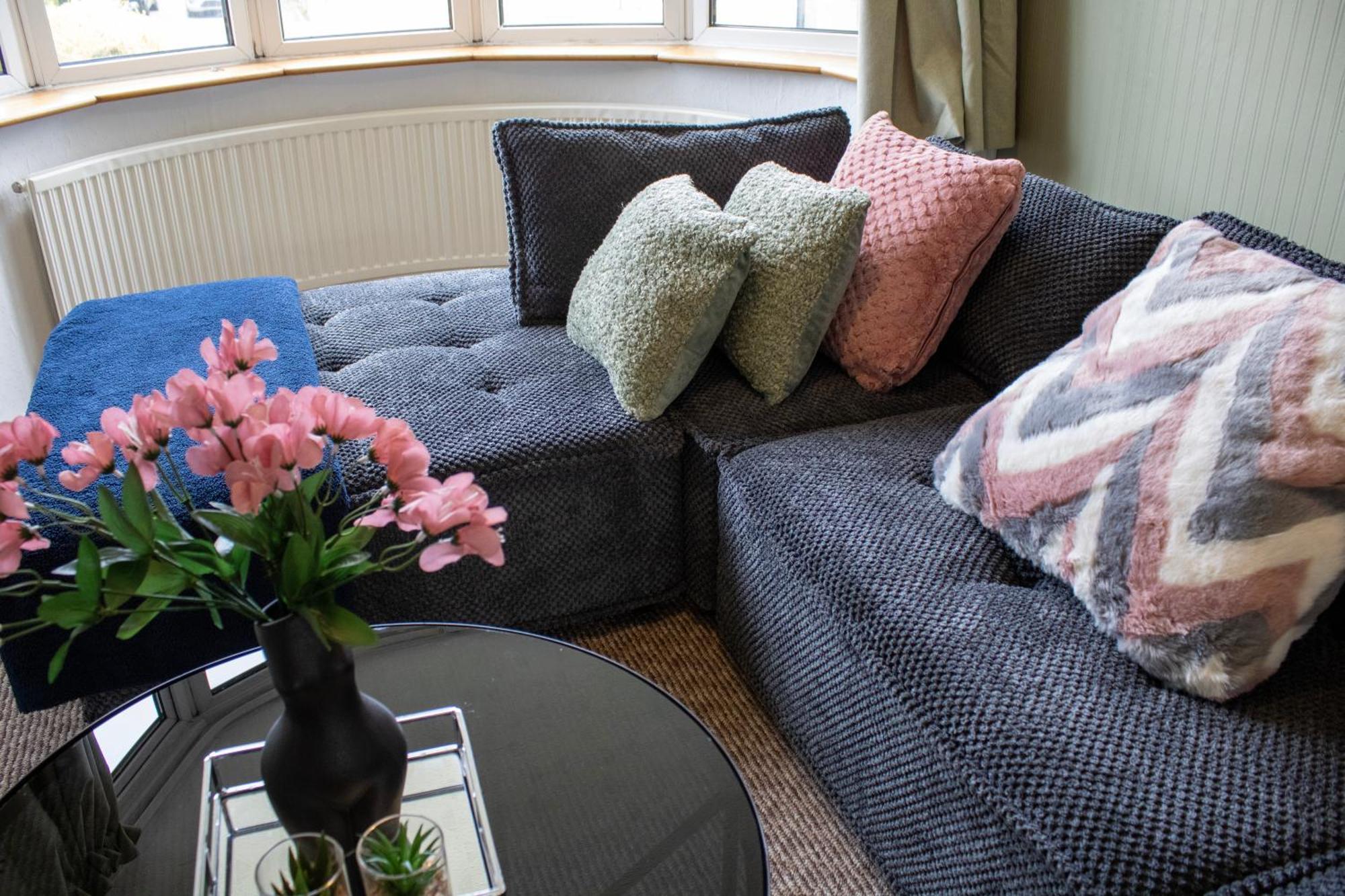 Harvard House, Stylish 3 Bedroom House In Solihull 5 Mins To The Nec, Bhx ,Jlr With Free Parking Birmingham Esterno foto